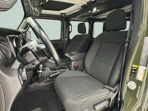 Used 2021 Jeep Wrangler Unlimited Sport AWD/4WD image 14