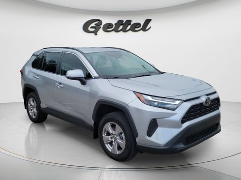 Certified 2025 Toyota RAV4 XLE AWD/4WD image 3