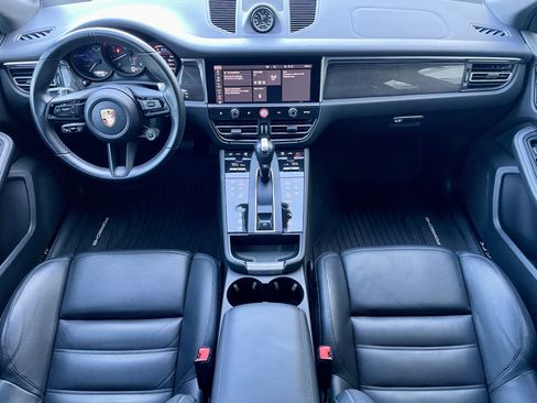 Used 2023 Porsche Macan GTS image 16