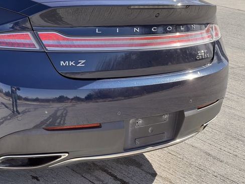 Used 2017 Lincoln MKZ Reserve w/ Climate Package image 7
