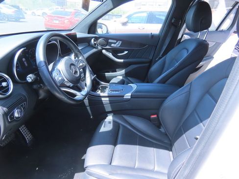 Certified 2022 Mercedes-Benz GLC 300 4MATIC image 10