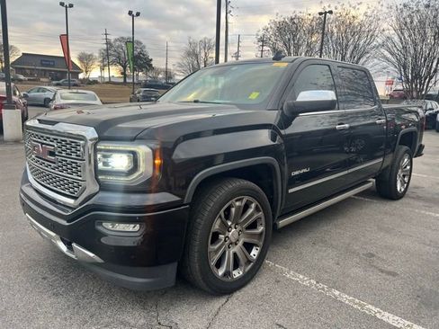 Used 2017 GMC Sierra 1500 Denali w/ Denali Ultimate Package image 7