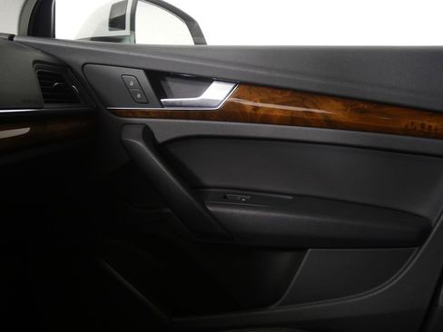 Used 2018 Audi Q5 2.0T Premium Plus image 29