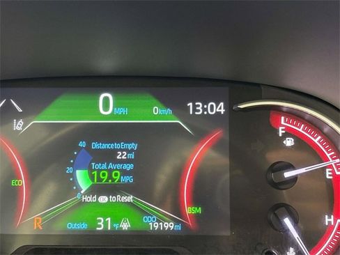 Used 2023 Toyota RAV4 XLE image 31