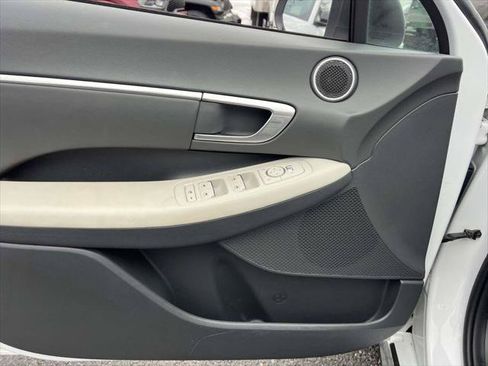 Used 2023 Hyundai Sonata SEL FWD image 18