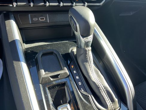 Used 2024 Chevrolet Colorado LT image 26