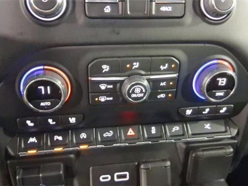 Used 2022 Chevrolet Silverado 1500 LTZ w/ Technology Package image 30