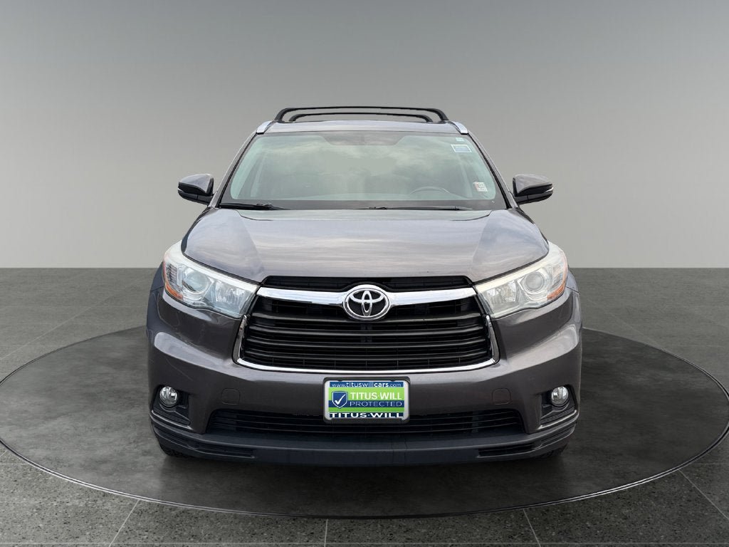 Used 2015 Toyota Highlander XLE AWD/4WD image 2
