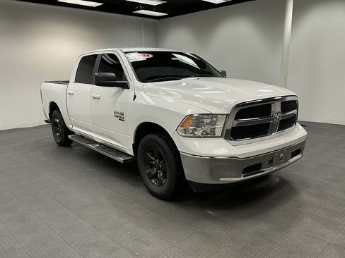 Used 2021 RAM 1500 Classic SLT AWD/4WD image 7