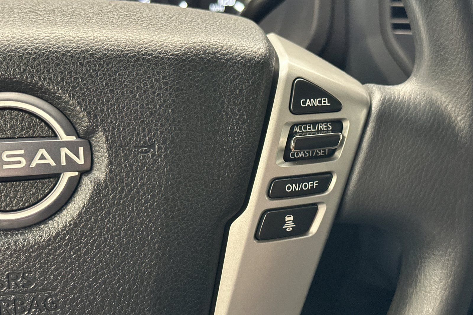 Used 2023 Nissan Titan SV AWD/4WD image 26