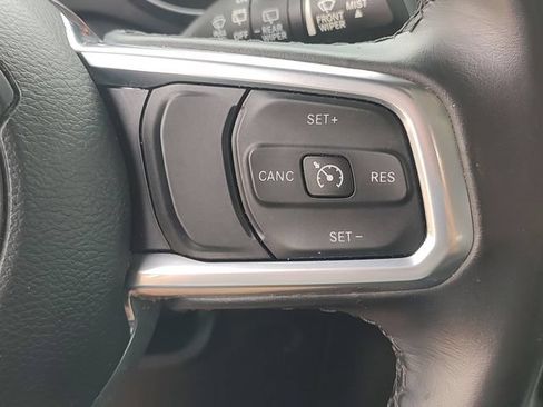 Used 2021 Jeep Wrangler Unlimited Sahara AWD/4WD image 22