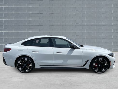 New 2026 BMW M440i w/ Premium Package RWD image 4