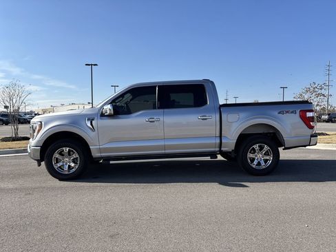 Used 2021 Ford F150 Lariat image 2