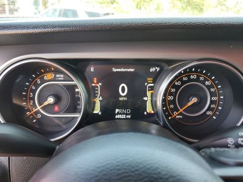 Used 2021 Jeep Wrangler Unlimited Sport AWD/4WD image 22