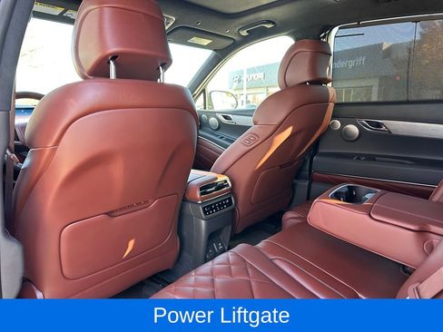 Used 2025 Genesis GV80 3.5T Prestige image 17