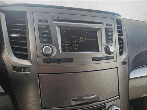 Used 2014 Subaru Outback 2.5i Premium w/ Accessory Value Package (OY1) image 13