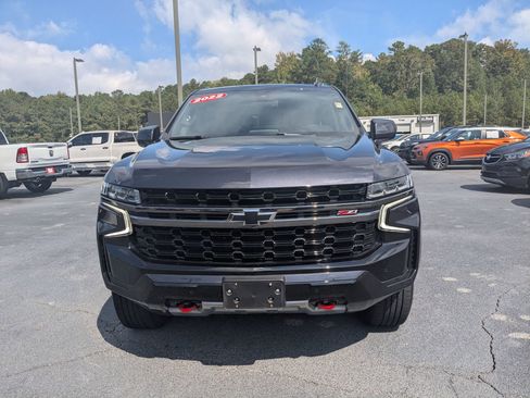 Used 2022 Chevrolet Suburban Z71 image 2
