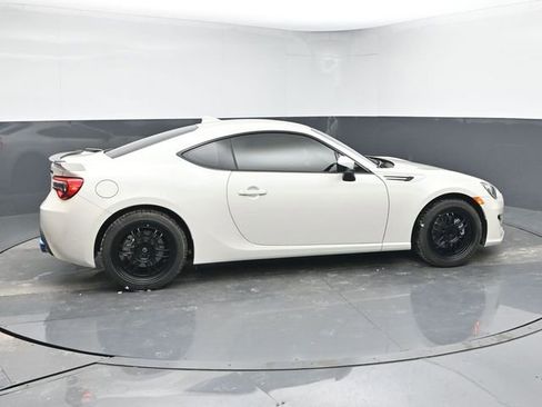 Used 2018 Subaru BRZ Limited w/ Popular Package #3 image 8