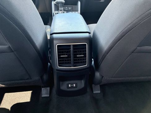 Used 2026 Kia Sportage LX FWD image 18