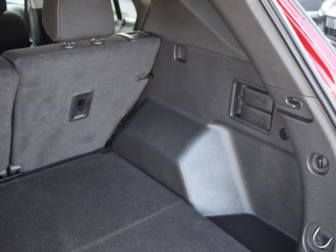Used 2023 Chevrolet Equinox LT AWD/4WD image 49