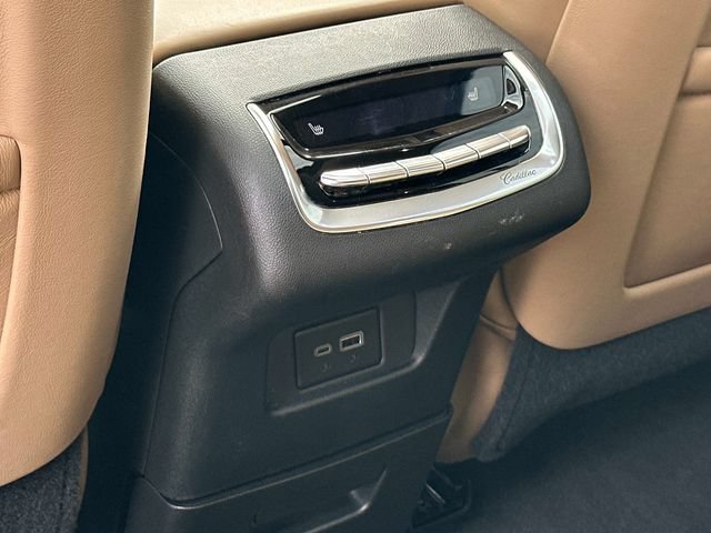 Certified 2024 Cadillac XT6 Sport w/ LPO, ONYX Package AWD/4WD image 18