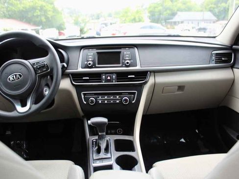 Used 2017 Kia Optima LX w/ Convenience Package FWD image 29