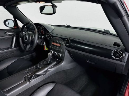Used 2015 MAZDA MX-5 Miata Grand Touring RWD image 27