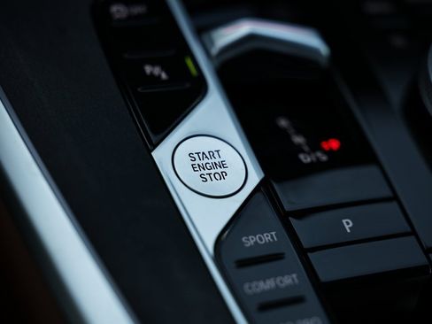 New 2026 BMW X5 xDrive40i w/ M Sport Package image 39