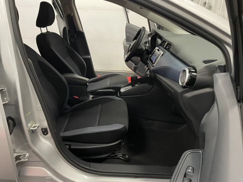 Used 2025 Nissan Versa SV w/ Trunk Package FWD image 39