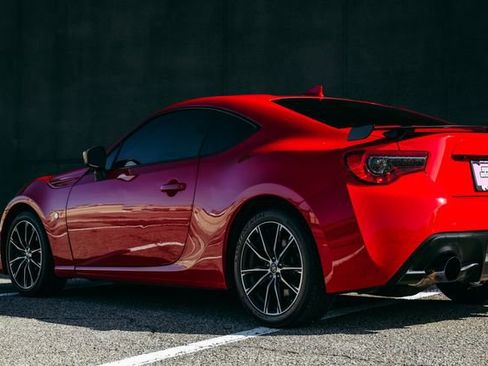 Used 2018 Toyota 86 GT image 46