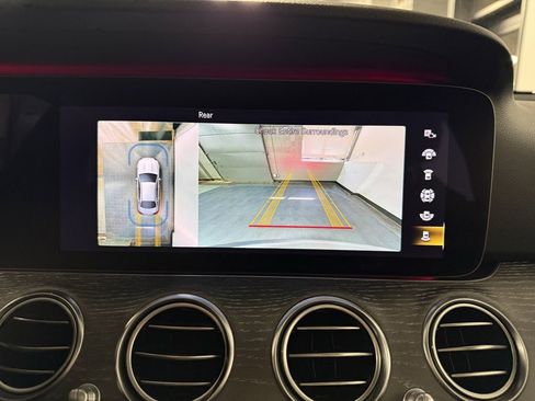 Used 2021 Mercedes-Benz E 350 4MATIC Sedan image 14