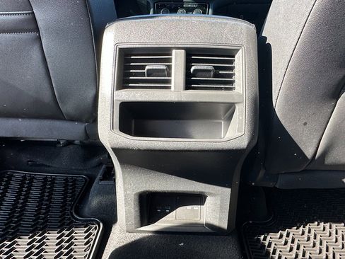 Used 2023 Volkswagen Atlas Cross Sport SEL R-Line image 11