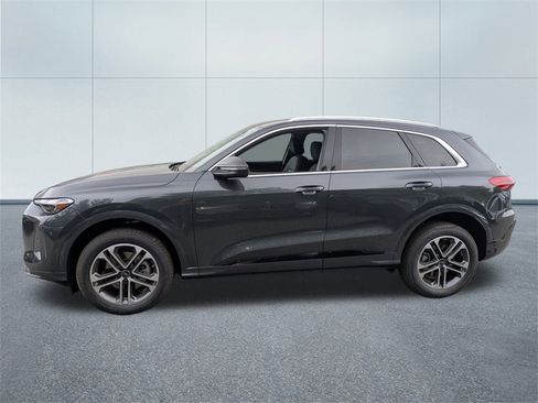 New 2025 Audi Q5 Premium image 6