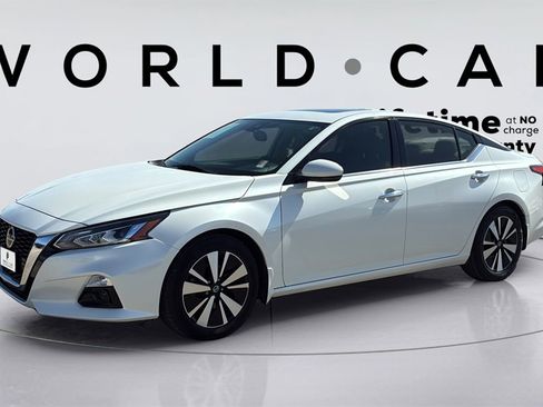 Used 2020 Nissan Altima 2.5 SV image 11