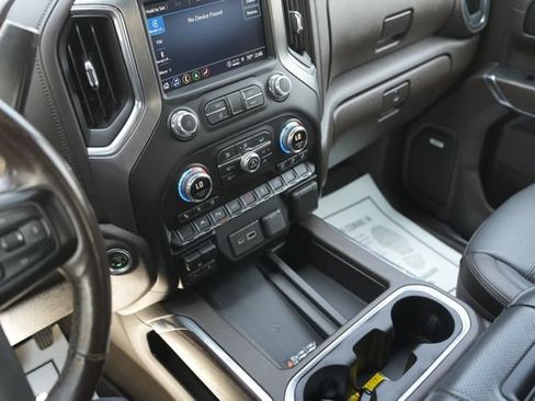 Used 2022 GMC Sierra 1500 Denali w/ Driver Alert Package II AWD/4WD image 25