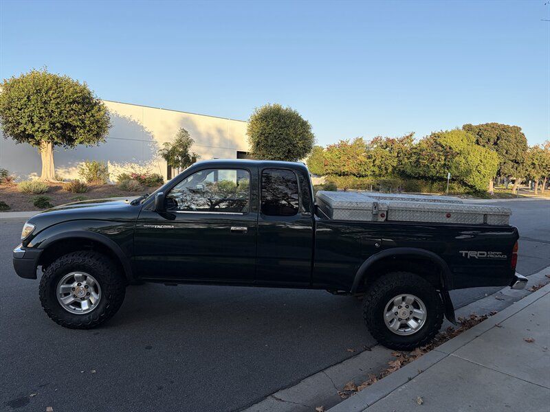 Used 2000 Toyota Tacoma PreRunner RWD image 9