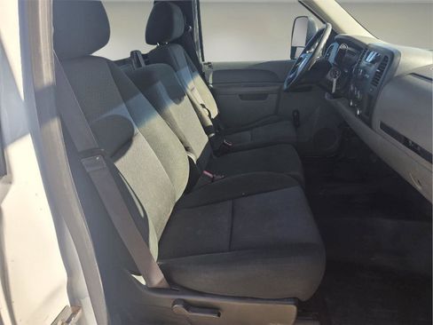 Used 2013 Chevrolet Silverado 2500 W/T image 23