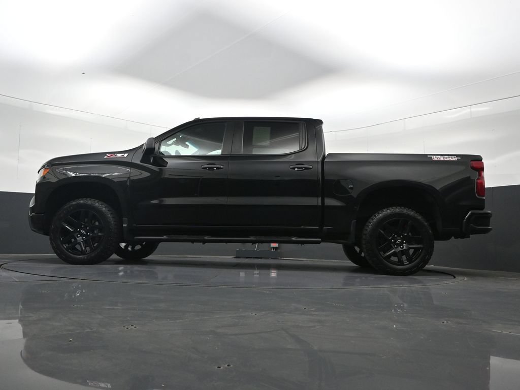 Certified 2023 Chevrolet Silverado 1500 Custom Trail Boss w/ LPO, Dark Essentials Package AWD/4WD image 32