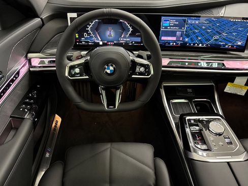 New 2026 BMW 740i image 27