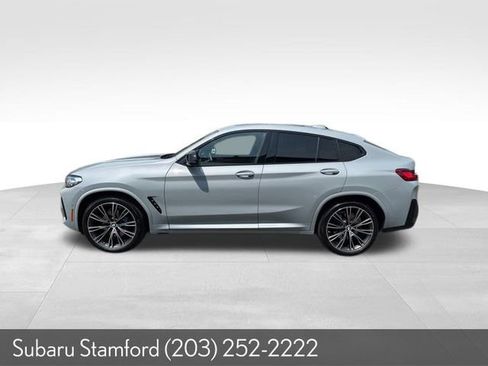 Used 2024 BMW X4 M40i w/ Premium Package image 4