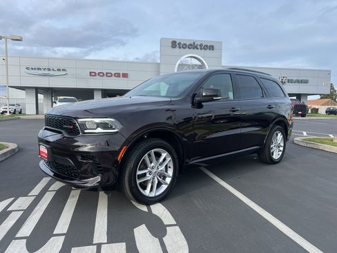 Used 2025 Dodge Durango GT image 2