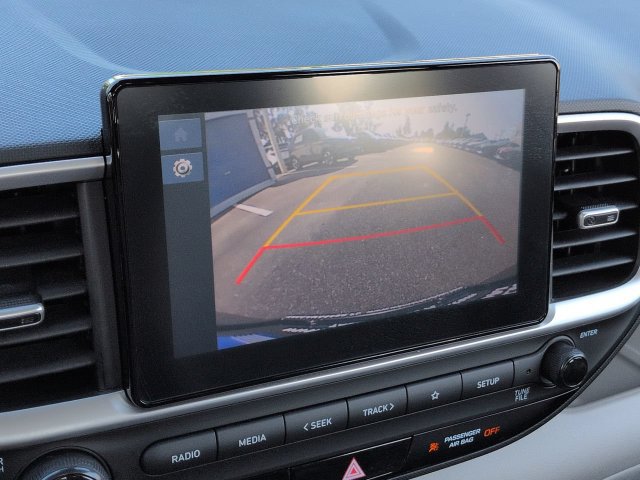 Used 2024 Hyundai Venue SEL FWD image 21