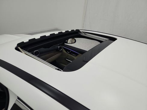 Certified 2025 Mercedes-Benz C 300 Sedan image 11