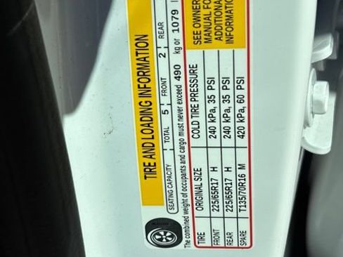Used 2024 Chevrolet Equinox LT FWD image 19