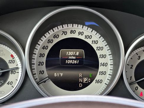 Used 2016 Mercedes-Benz E 350 Sedan image 28