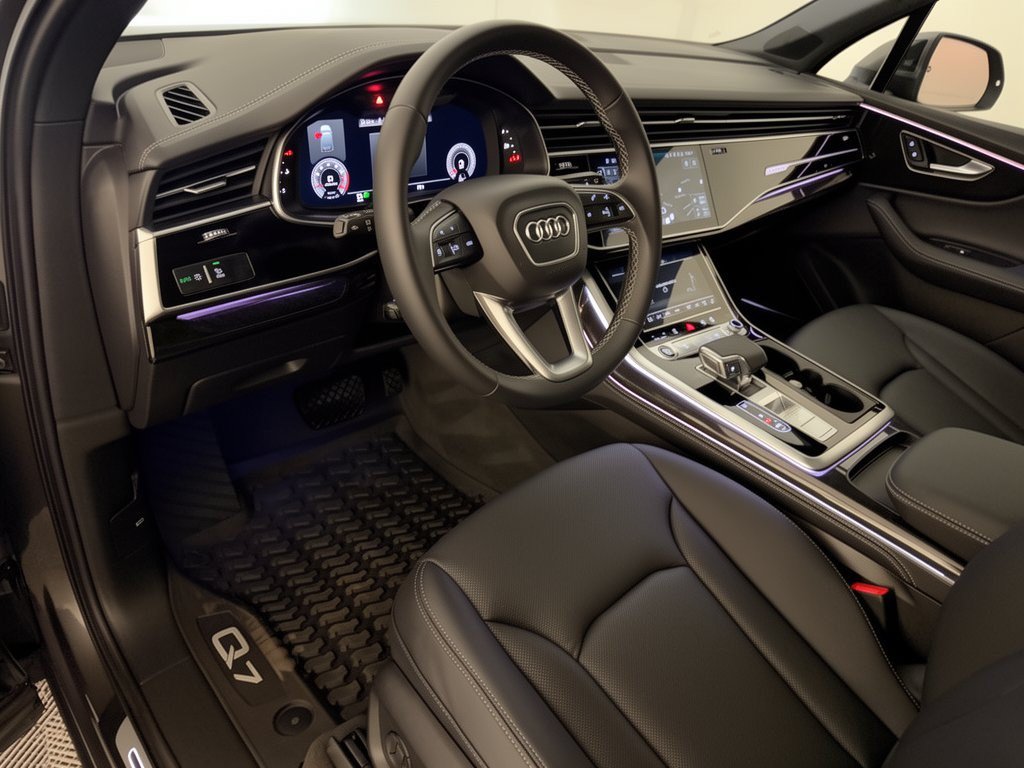 Used 2026 Audi Q7 3.0T Premium Plus w/ Premium Plus Package AWD/4WD image 4