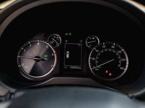 Used 2023 Lexus GX 460 Premium image 15