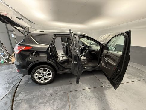 Used 2014 Ford Escape Titanium image 20
