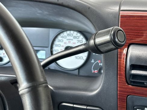 Used 2006 Ford F250 Lariat AWD/4WD image 19