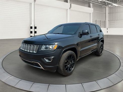 Used 2015 Jeep Grand Cherokee Altitude AWD/4WD image 9
